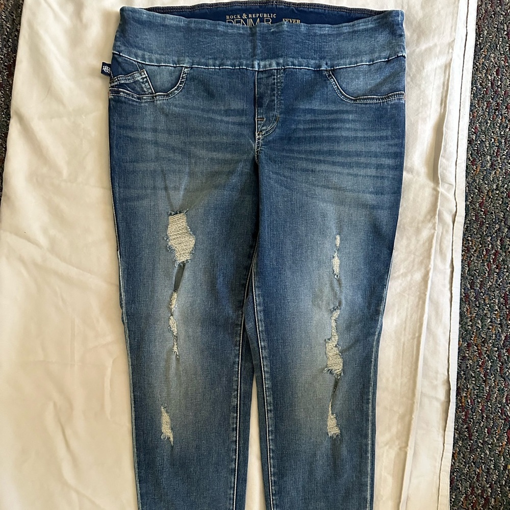 Gently worn denim jeans size 14s pull on